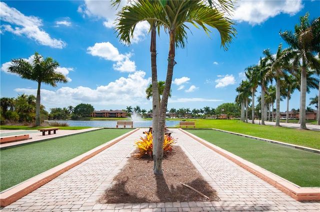 1538 Mainsail DR 5, Naples, FL 34114
