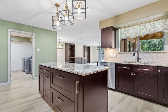 17842 Park Valley DR, Round Rock, TX 78681