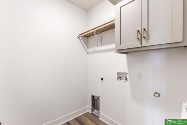 28574 Jessie Circle, Valley, NE 68064