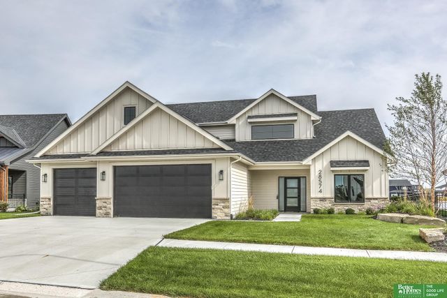 28574 Jessie Circle, Valley, NE 68064