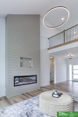 28574 Jessie Circle, Valley, NE 68064