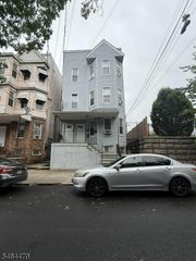 133 Ridge St, Newark City, NJ 07104