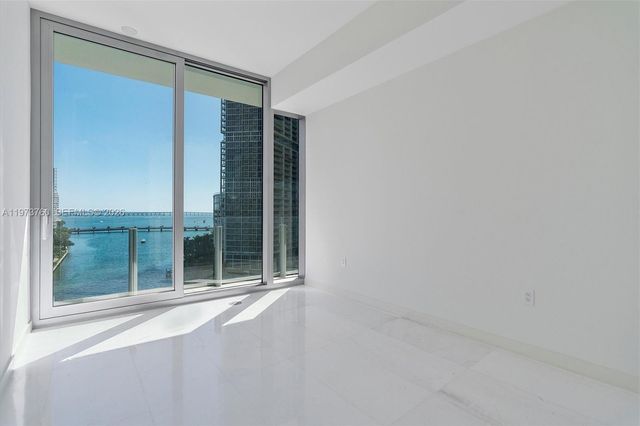 300 Biscayne Blvd Way 903, Miami, FL 33131