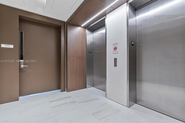 300 Biscayne Blvd Way 903, Miami, FL 33131