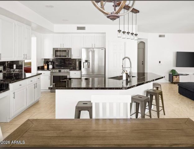 5352 E WOODRIDGE Drive, Scottsdale, AZ 85254
