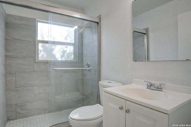 5434 Plumtree Dr, San Antonio, TX 78225