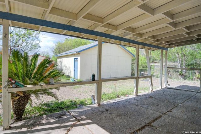 5434 Plumtree Dr, San Antonio, TX 78225