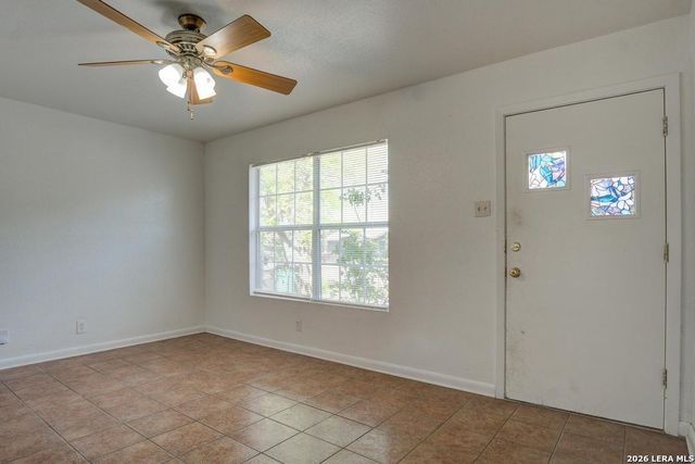 5434 Plumtree Dr, San Antonio, TX 78225