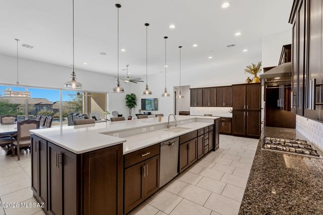 6965 W Turquoise Hills Place, Marana, AZ 85658