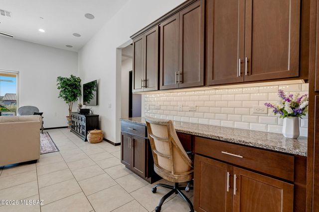 6965 W Turquoise Hills Place, Marana, AZ 85658