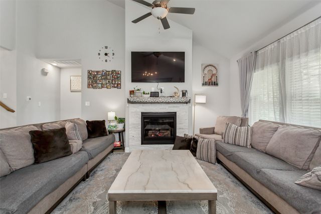 2437 Pinnacle Place, Corinth, TX 76210