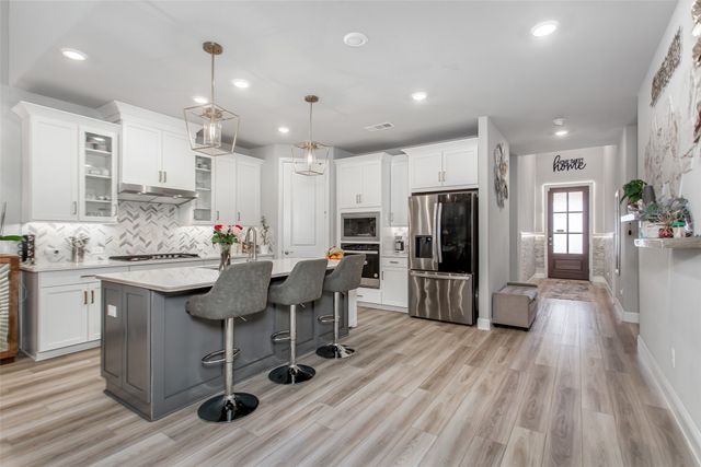 2437 Pinnacle Place, Corinth, TX 76210