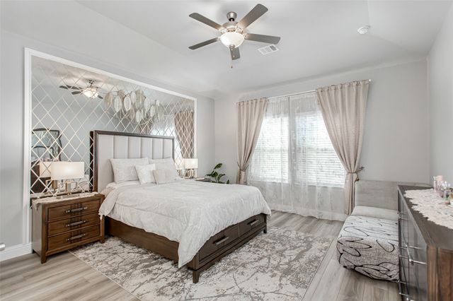 2437 Pinnacle Place, Corinth, TX 76210