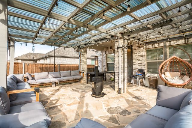 2437 Pinnacle Place, Corinth, TX 76210