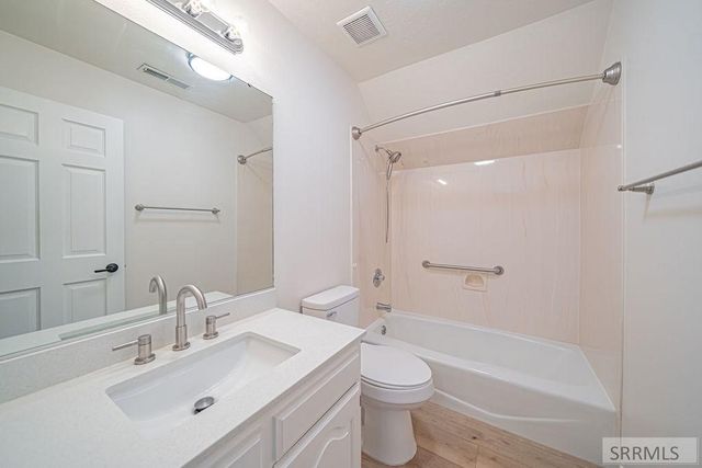 153 Stone Run Lane, Idaho Falls, ID 83404