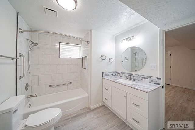 153 Stone Run Lane, Idaho Falls, ID 83404