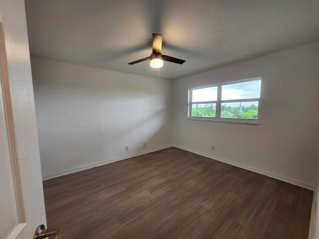 2600 NE 1st Lane 402, Boynton Beach, FL 33435