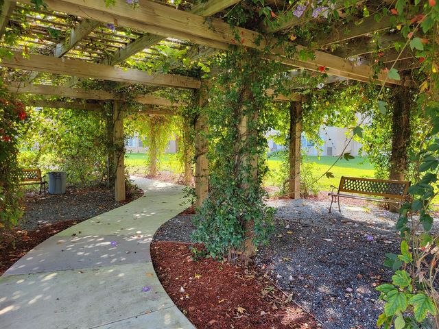 2600 NE 1st Lane 402, Boynton Beach, FL 33435