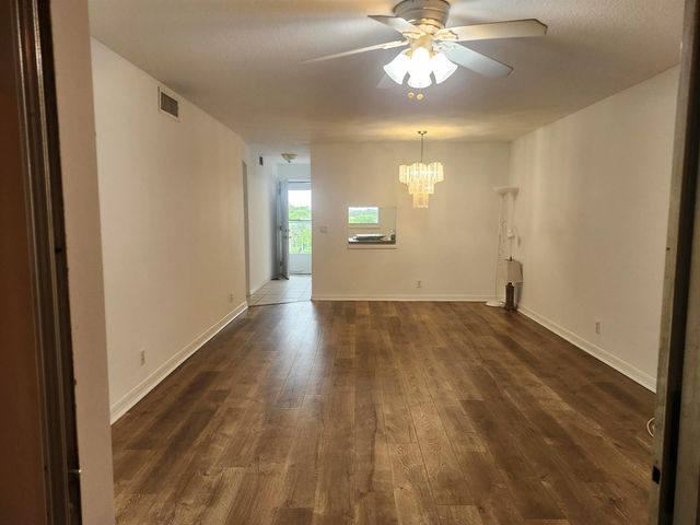 2600 NE 1st Lane 402, Boynton Beach, FL 33435