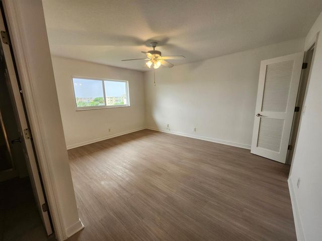 2600 NE 1st Lane 402, Boynton Beach, FL 33435