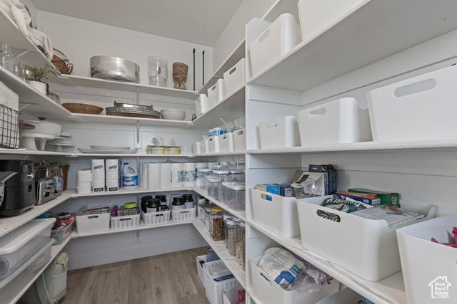 2226 S BETSYS WAY, Kaysville, UT 84037