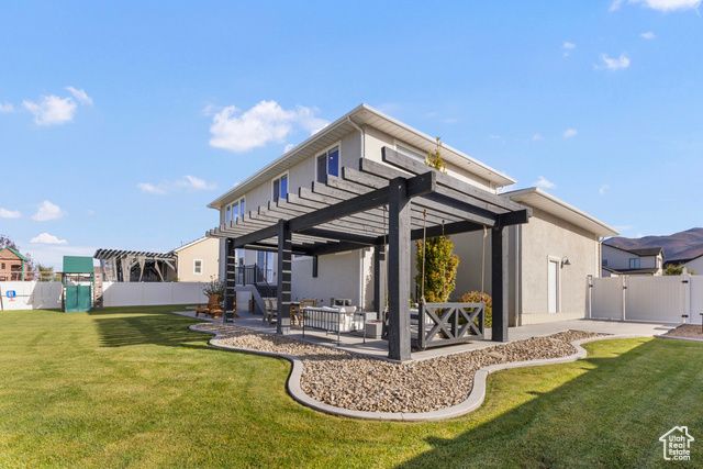 2226 S BETSYS WAY, Kaysville, UT 84037