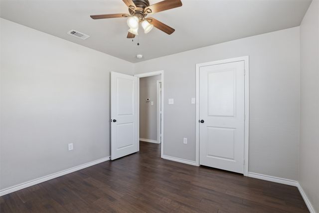 3201 McCart Avenue, Fort Worth, TX 76110