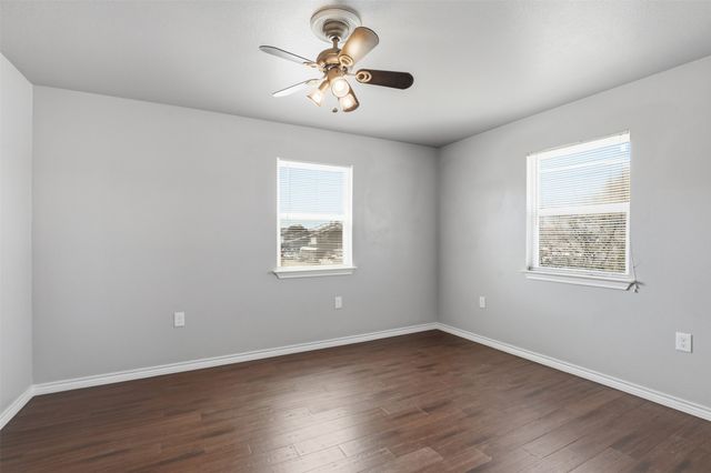 3201 McCart Avenue, Fort Worth, TX 76110