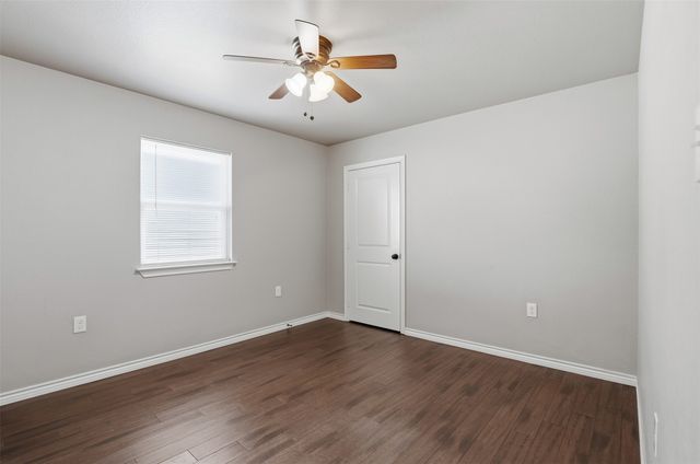 3201 McCart Avenue, Fort Worth, TX 76110