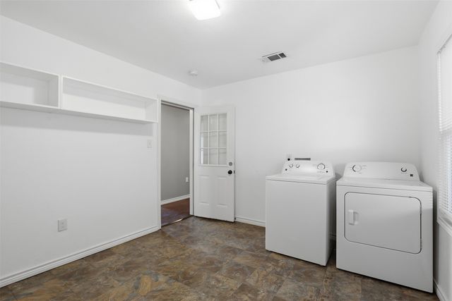 3201 McCart Avenue, Fort Worth, TX 76110