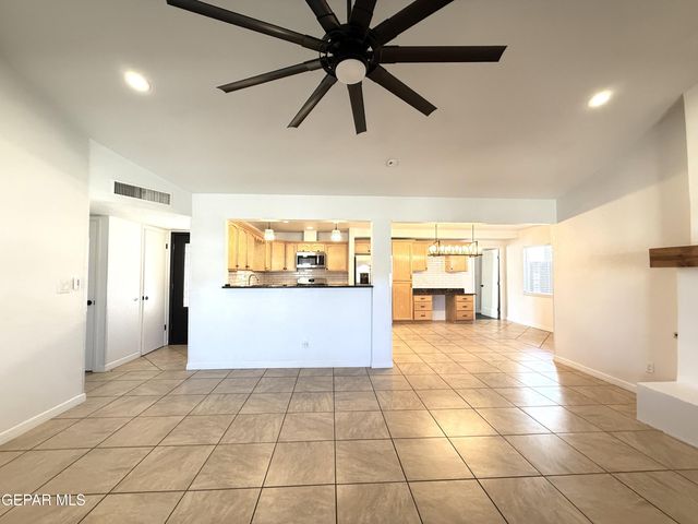 4632 Belinda Ann Lane, El Paso, TX 79924