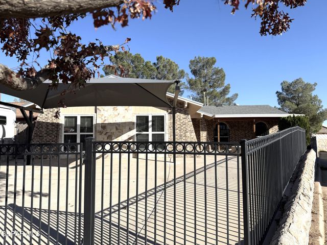 4632 Belinda Ann Lane, El Paso, TX 79924