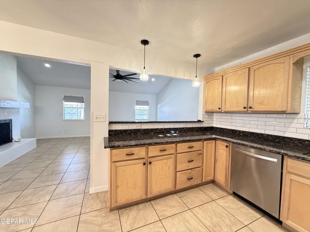 4632 Belinda Ann Lane, El Paso, TX 79924