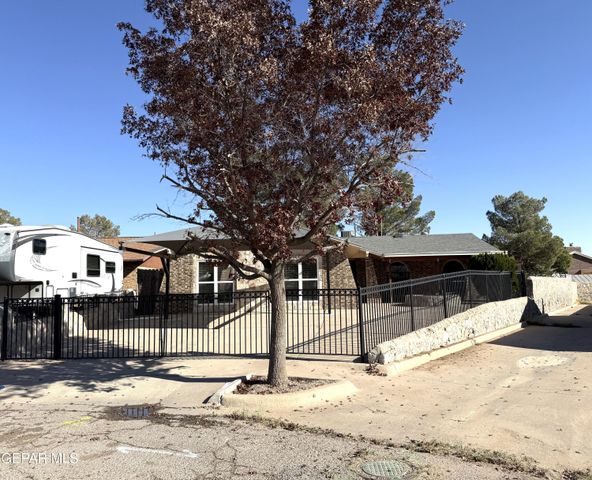 4632 Belinda Ann Lane, El Paso, TX 79924
