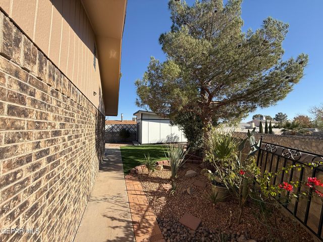 4632 Belinda Ann Lane, El Paso, TX 79924