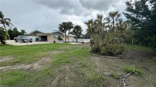 5885 Pine Tree DR, Sanibel, FL 33957