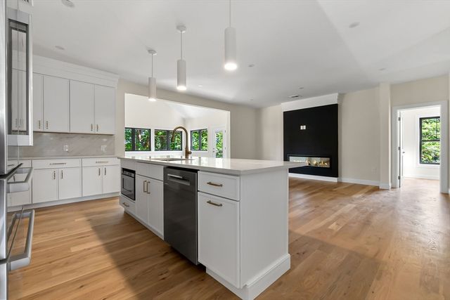 77 Farm St., Wakefield, MA 01880