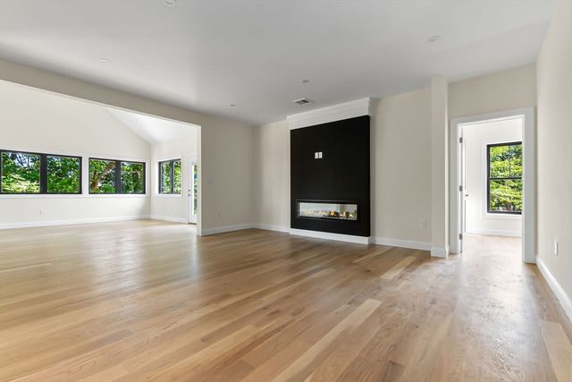 77 Farm St., Wakefield, MA 01880