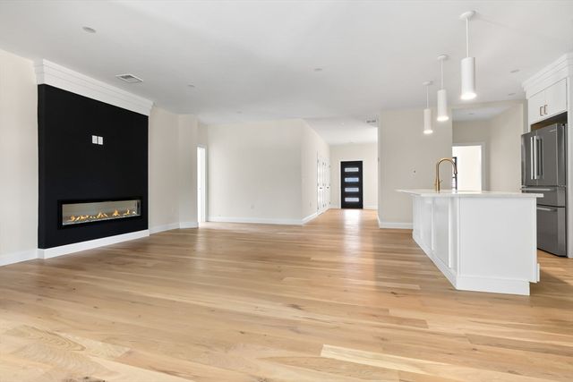 77 Farm St., Wakefield, MA 01880