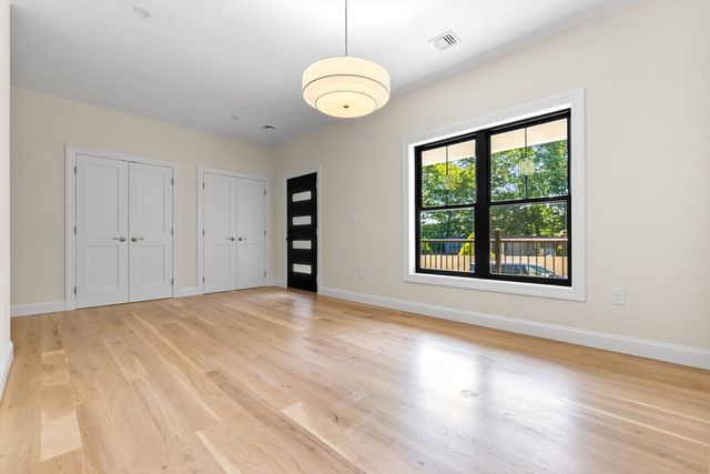 77 Farm St., Wakefield, MA 01880