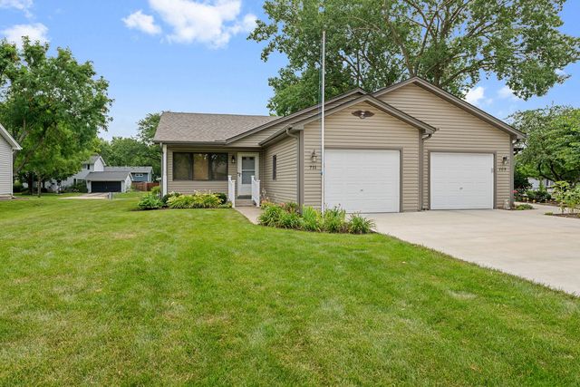 711 Harmony Court, North Aurora, IL 60542