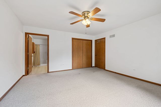 711 Harmony Court, North Aurora, IL 60542