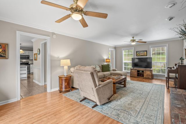 4611 Old Oak Drive, Little Rock, AR 72223