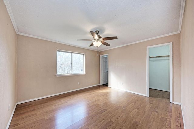 1307 Meadgreen DR, Austin, TX 78758