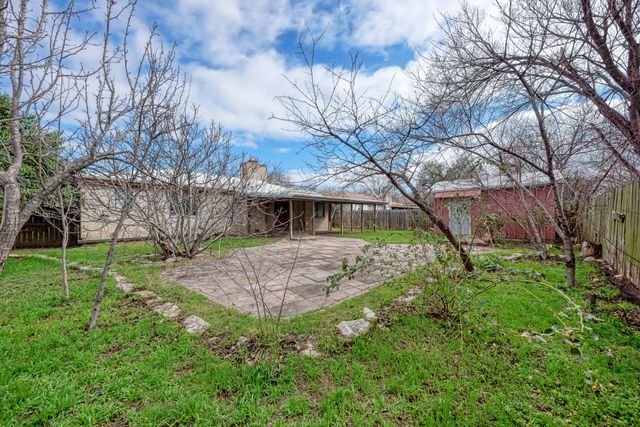 1307 Meadgreen DR, Austin, TX 78758