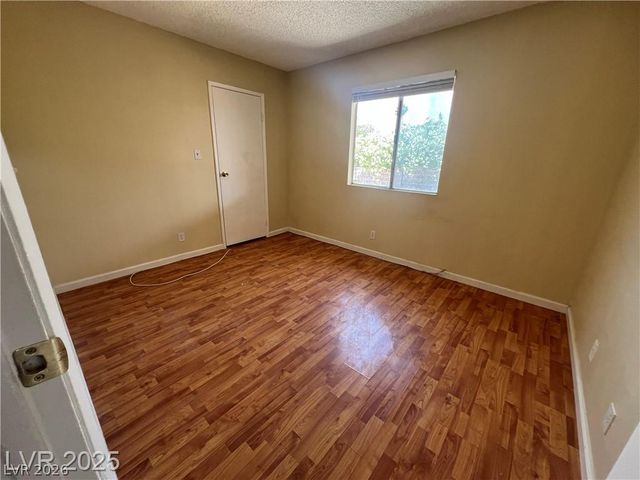 6430 Alomar Avenue, Las Vegas, NV 89118