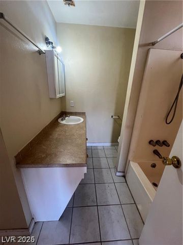 6430 Alomar Avenue, Las Vegas, NV 89118