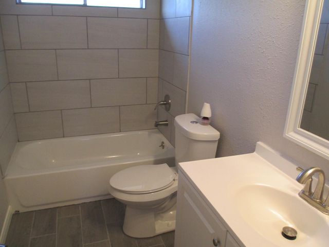 16714 Cheshire Place Drive, Houston, TX 77083