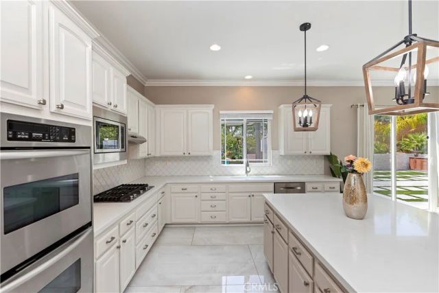 8851 Soothing Court, Corona, CA 92883
