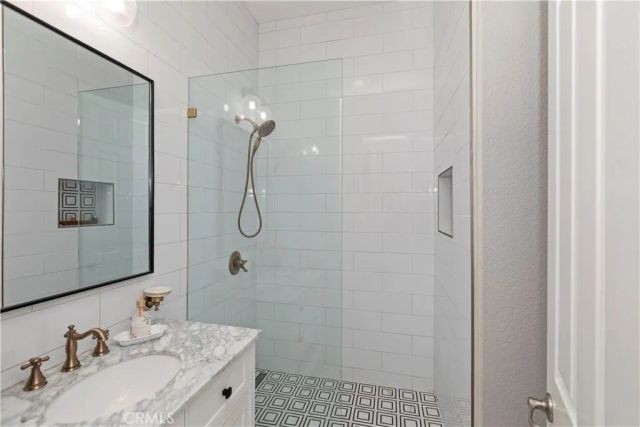 8851 Soothing Court, Corona, CA 92883